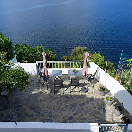 Apartment Thama Of 2